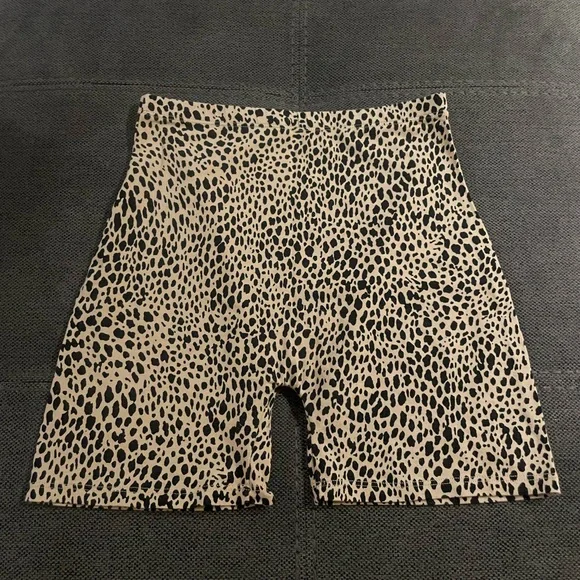 Brandy melville sale cheetah biker shorts